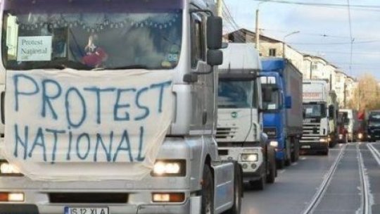 Protestul transportatorilor blochează traficul în Capitală