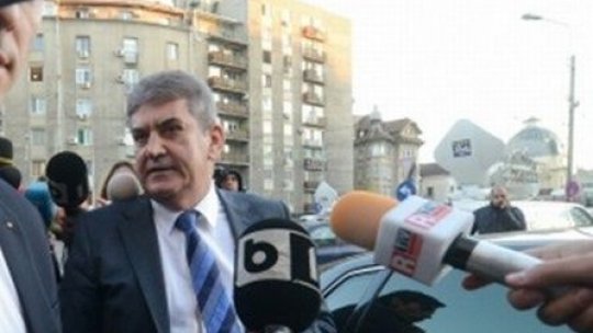 Gabriel Oprea şi-a înregistrat demisia la Senat