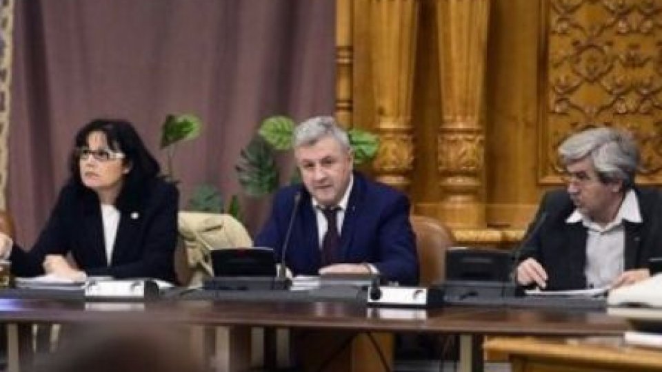 Ministrul Justiției nu mai poate exercita acţiunea disciplinară împotriva magistraților