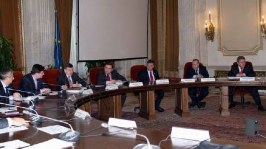 Parlamentarii definitivează raportul privind rectificările Guvernului Cioloș