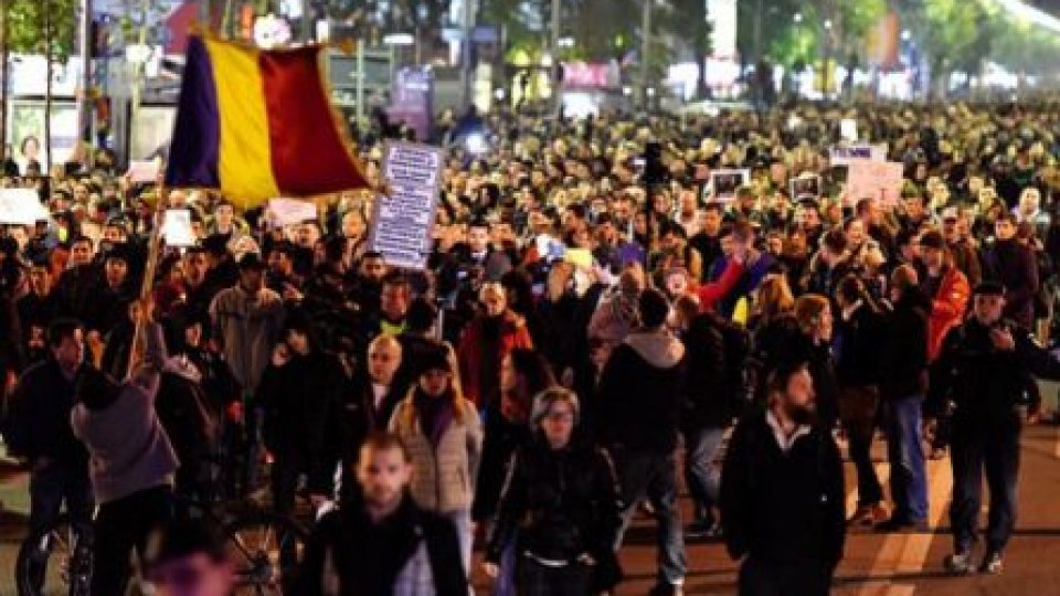 6000 de susținători ai PSD au manifestat la Pitești