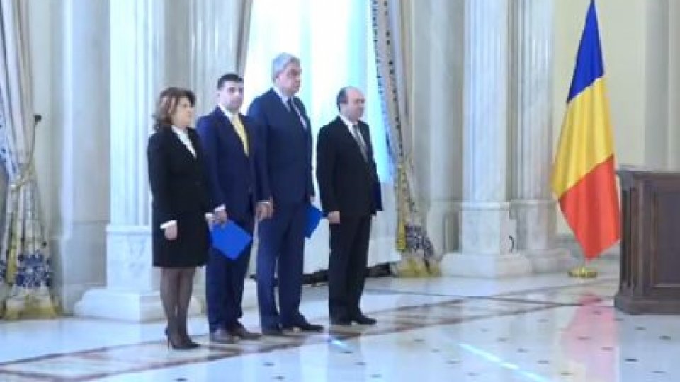 Noii miniştri ai Cabinetului Grindeanu au depus jurământul