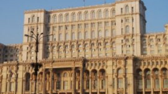 Protest pe roţi la Palatul Parlamentului