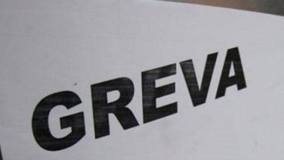 Grevă japoneză la Ministerul Tineretului şi Sportului