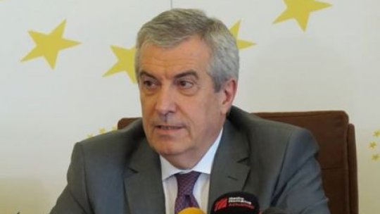 Proiectul iniţiat de Tăriceanu privind rolul Parlamentului, adoptat