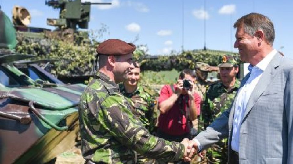 Preşedintele Iohannis, prezent la cel mai mare exerciţiu militar din istoria modernă a României