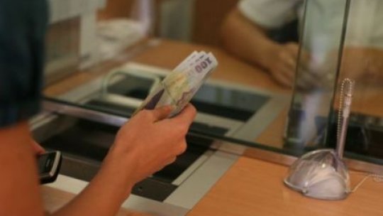 Ratele creditelor în lei ar putea creşte spre sfârşitul anului