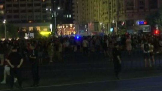 Proteste în Piața Victoriei din București