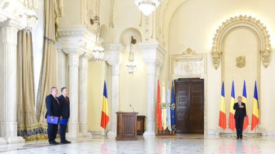 Noii miniștri au depus jurământul. Vezi ce priorități au