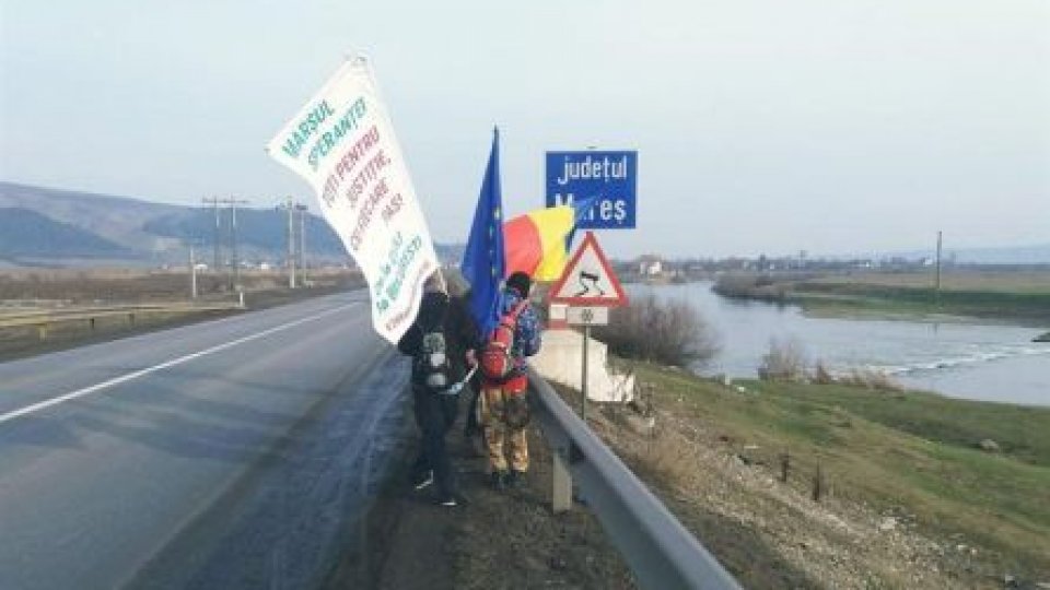 Protestatarii clujeni au trecut de Sighişoara