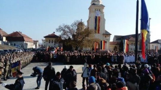 Zeci de mii de oameni au sărbătorit Centernarul Marii Uniri la Alba Iulia