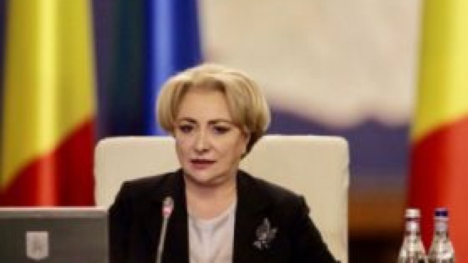 Dăncilă: Există bani pentru salarii şi pensii 