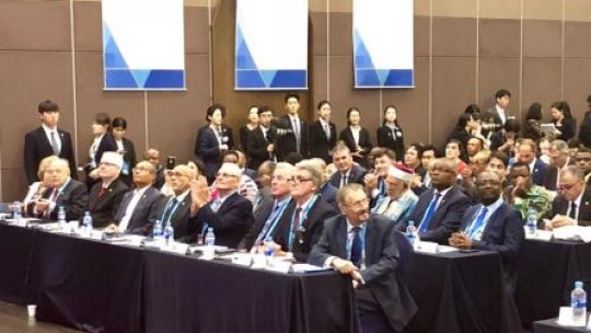 Emil Constantinescu a primit premiul organizatorilor Summitului Global al Păcii