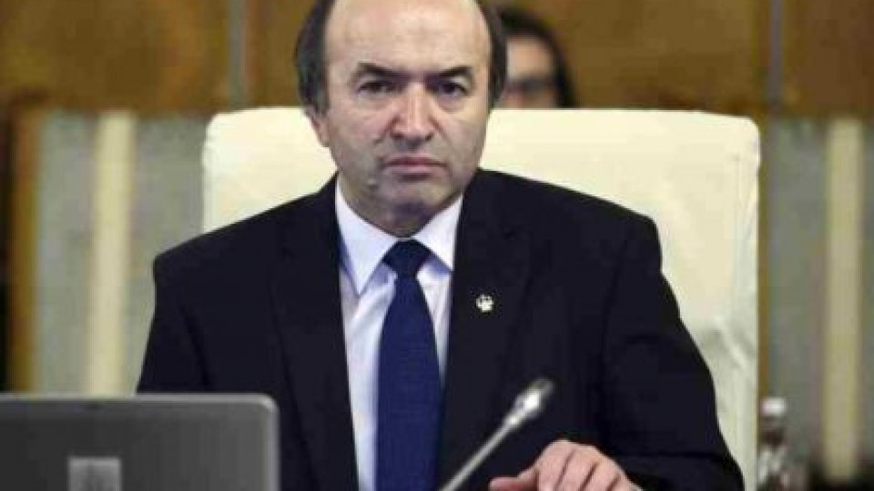 Tudorel Toader și-a dat demisia din  funcția de ministru al Justiției
