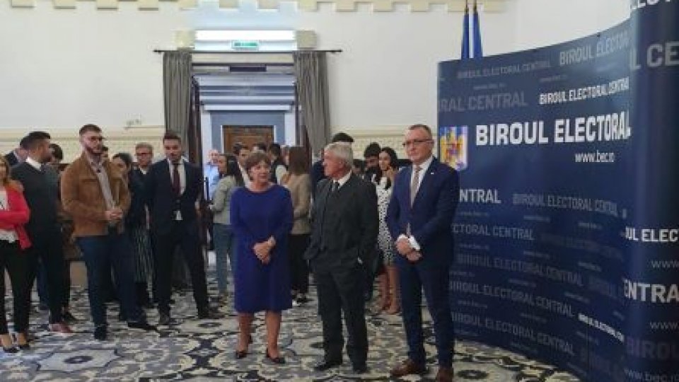 Mircea Diaconu şi Kelemen Hunor şi-au depus candidatura la prezidențiale