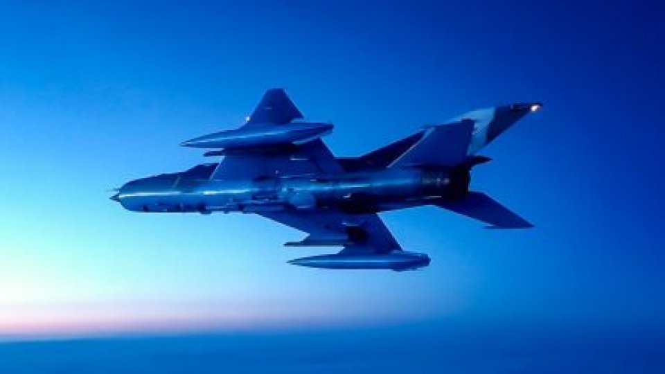 Un MiG 21 și un elicopter militar au dispărut deasupra Dobrogei