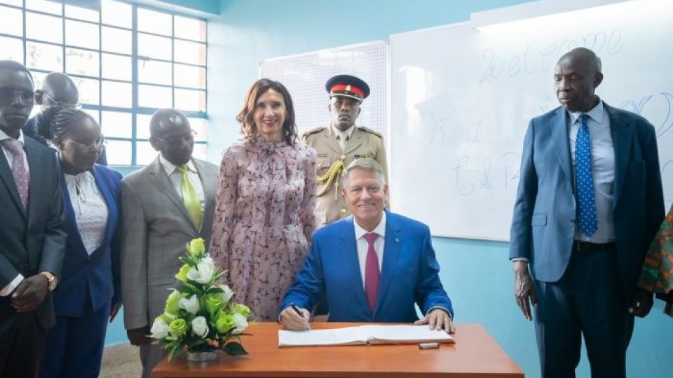 Președintele Klaus Iohannis continuă turneul african,  în Tanzania