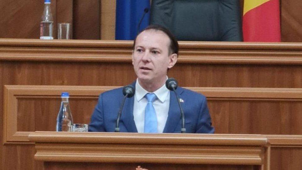Senatorii au votat pentru urmăririea penală a fostului premier Florin Cîţu
