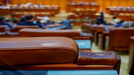 Pensiile speciale ale parlamentarilor au fost eliminate