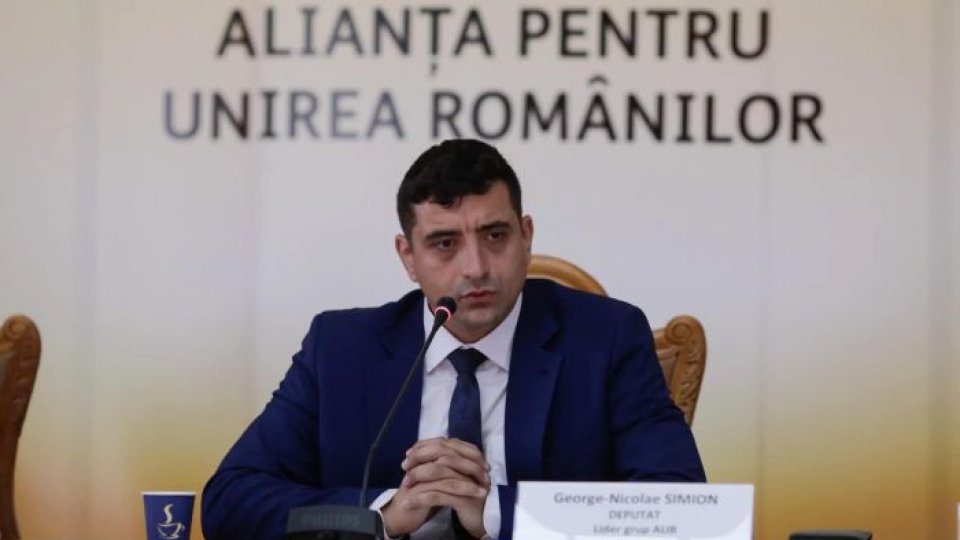 AUR a început  strângerea de semnături pentru o moţiune de cenzură împotriva Guvernului