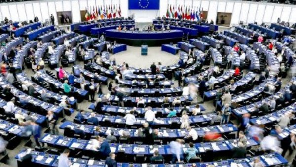 Situația tezaurului naţional al României și Legea privind Inteligența Artificială, pe masa Parlamentului European