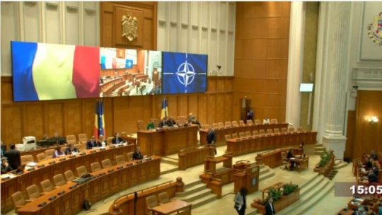 Parlamentul a aprobat participarea militarilor români la constituirea unei grupări navale de deminare în Marea Neagră