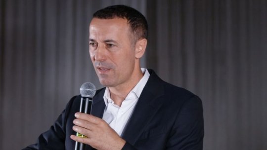 Iulian Dumitrescu a demisionat din funcţia de preşedinte al PNL Prahova