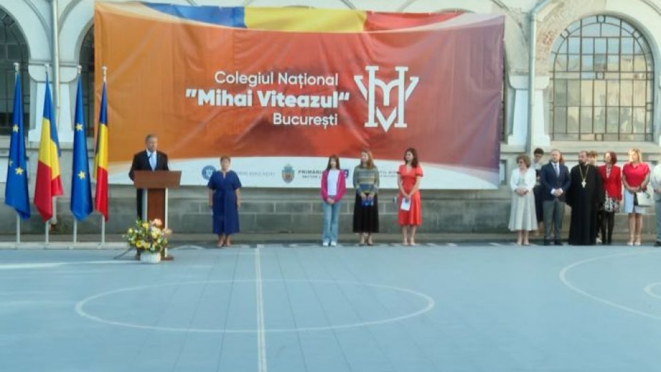 Klaus Iohannis: Educaţia este temelia pe care se construieşte viitorul unei naţiuni