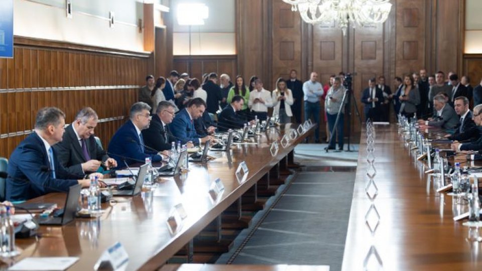 Încep discuțiile privind restructurarea ministerelor și a agențiilor