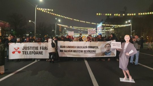 Mii de persoane au ieșit în stradă pentru o justiție independentă