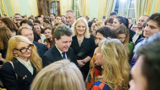 Președintele Nicușor Dan, întâlnire de lucru la Paris cu preşedintele Emmanuel Macron