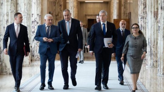 Guvernul a adoptat un act privind renegocierea PNRR cu reprezentanţii Comisiei Europene