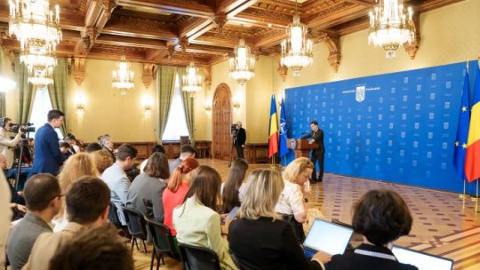 Continuă discuţiile pe tema măsurilor de redresare bugetară şi a programului de guvernare