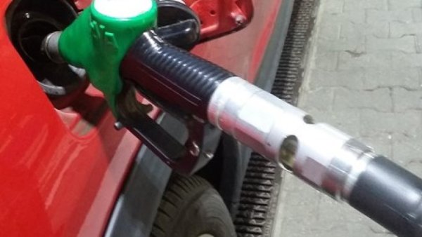 COTAR solicită explicaţii privind scumpirea carburanţilor la pompă