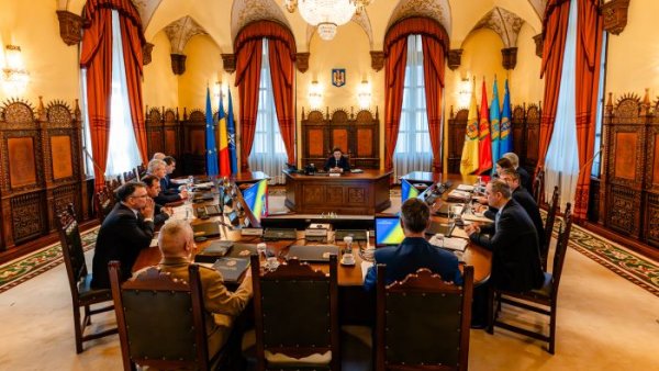 CSAT: A fost aprobată dislocarea temporară a unor echipamente şi forţe militare americane în România