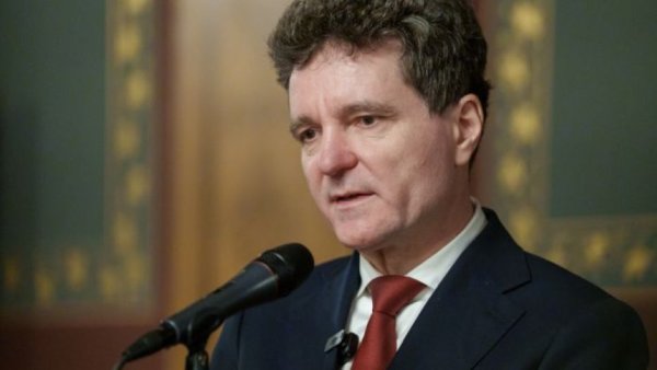 Nicuşor Dan: Dacă moţiunea va trece, rezultatul va fi tot un guvern pro-occidental
