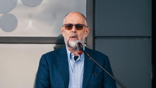 UDMR nu va vota un guvern condus de Adrian Veştea. USR s-a reunit în ședință