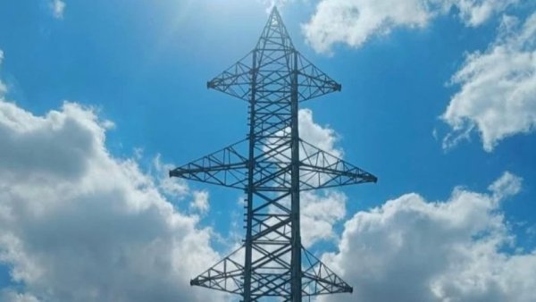 Reduceri voluntare de consum la electricitate, discutate de Guvern