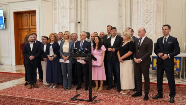 USR şi PNL cer redistribuirea funcţiilor din Biroul Permanent al Camerei Deputaţilor