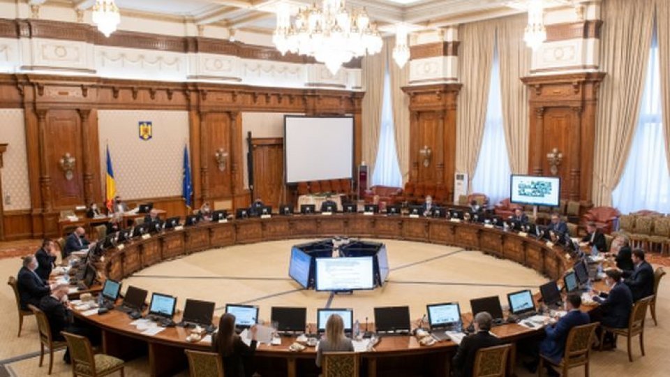 Comisie parlamentară de achetă privind întâlnirea dintre premierul Ilie Bolojan şi şefa CCR