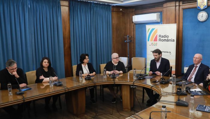 Semnarea protocolului de colaborare dintre Societatea Română de Radiodifuziune (SRR) şi Uniunea Ziariştilor Profesionişti din România.